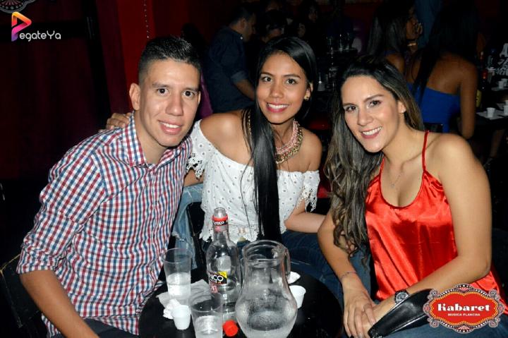 Foto 13 de Kabaret Bar - 1er Fds Abril 2017 en Kabaret - Granada, Cali