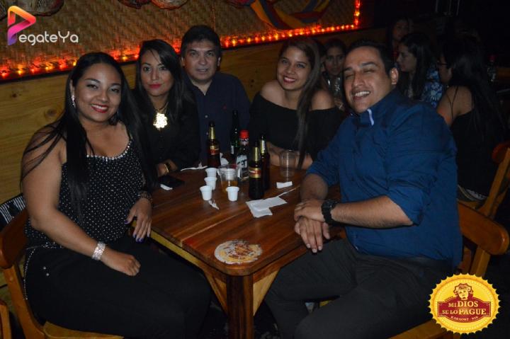 Foto 65 de Mi Dios Se Lo Pague - Amor & Amistad en Fonda Mi Dios Se Lo Pague, Cali