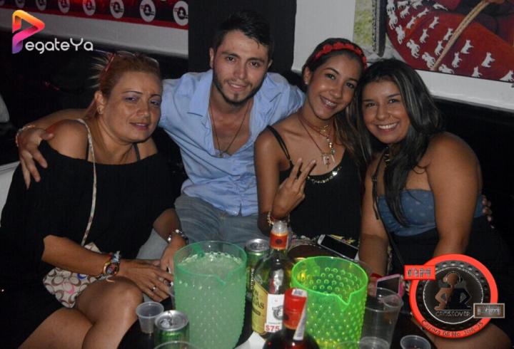 Foto 21 de Ampm Bar - 4TO Fds Abril 2016 en Am / PM Bar - Cali, Cali