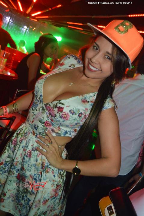 Foto 3 de Bling 24 y 25 de octubre de 2014 en Bar Bling Bucaramanga, Bucaramanga