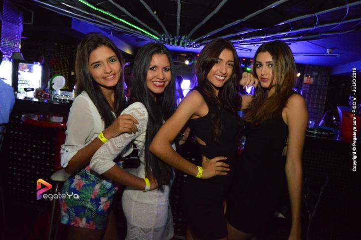 Foto 17 de PISO V - Viernes 15 de julio 2016 en Bar Piso V Bucaramanga, Bucaramanga
