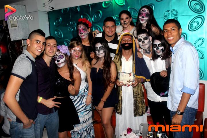 Foto 1 de Miami - Halloween 2015 en Miami Bar Cali, Cali