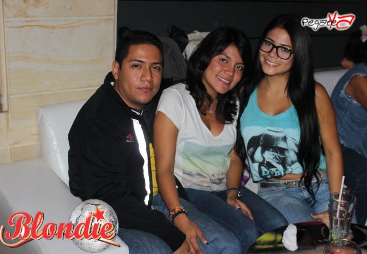 Foto 9 de Blondie - Viernes 14 de Nov 2014 en Blondie Bar Cali, Cali