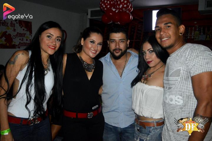 Foto 44 de El DF Club - Amor & Amistad 2016 en El DF Club Discoteca