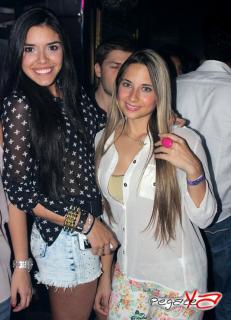 Foto 28 de Julio 27 del 2013 en Sagsa Bar - Cali, Cali