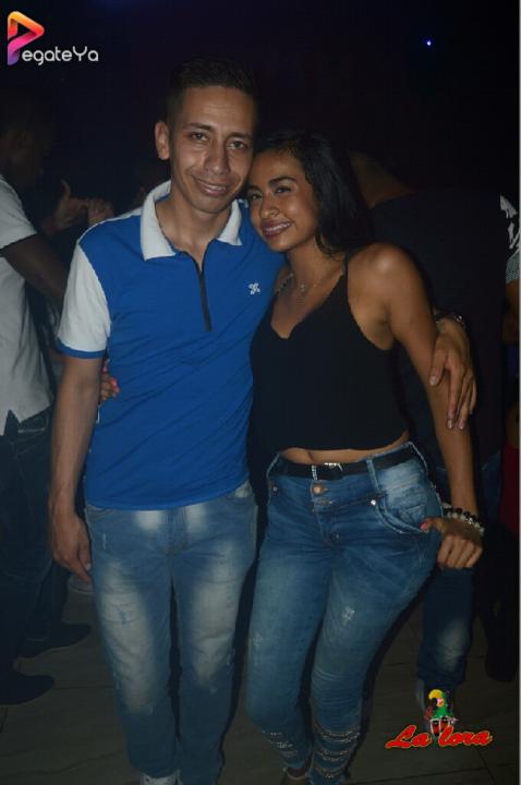 Foto 4 de La Lora - 5to Fds Abril 2017 en La Lora Bar, Cali