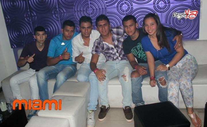 Foto 59 de Miami Bar - Halloween 2014 en Miami Bar Cali, Cali