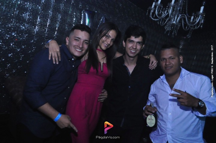 Foto 16 de PISO V - sábado 2 de sep 2017 en Bar Piso V Bucaramanga, Bucaramanga