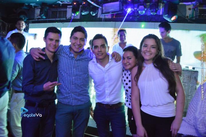 Foto 57 de BLING - sabado 28 Nov 2015 en Bar Bling Bucaramanga, Bucaramanga