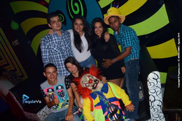 Foto 22 de El Manicomio sábado 22 de agosto 2015 en Discoteca El Manicomio Bucaramanga, Bucaramanga