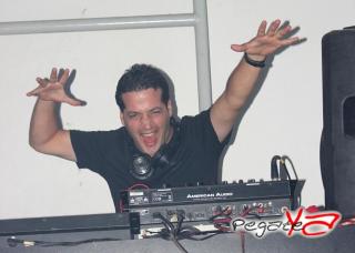 Foto 22 de Octubre 12 del 2013 en Babel / Barra Libre Cali, Cali