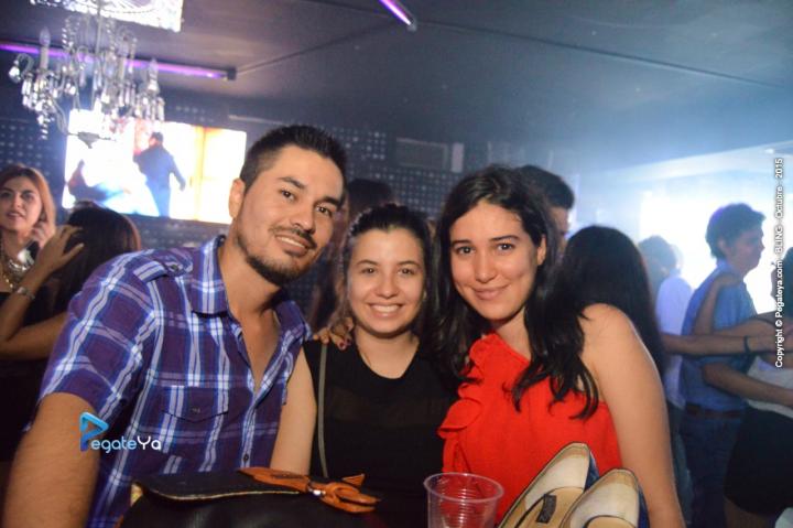 Foto 36 de Bar Bling - viernes 16 oct 2015 en Bar Bling Bucaramanga, Bucaramanga