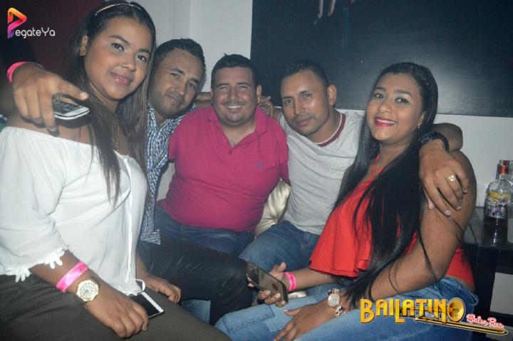Foto 14 de Bailatino - 1er Fds Abril 2017 en Bailatino - Bar, Cali