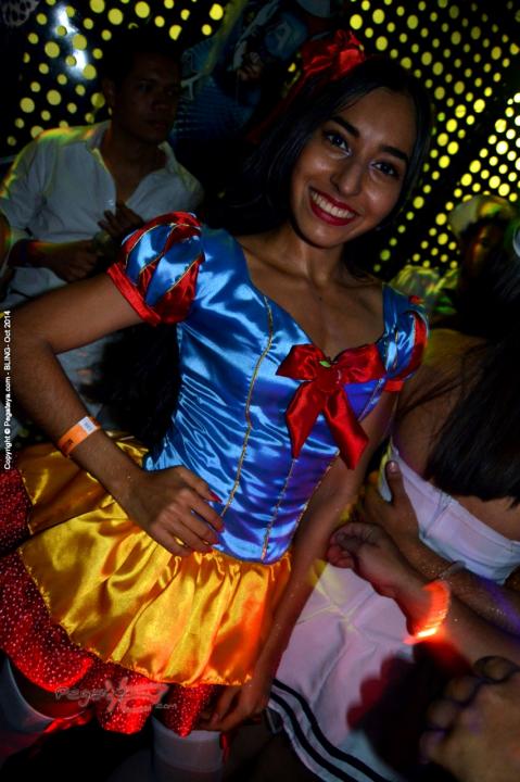Foto 104 de Bling viernes 31 de octubre de 2014 en Bar Bling Bucaramanga, Bucaramanga
