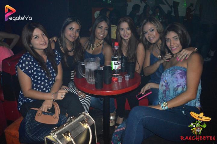 Foto 2 de Rancheeton - 1er FDS Agt 2015 en Rancheton Cali, Cali