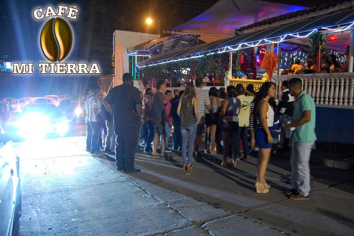 Foto 38 de Cafe mi Tierra - 3er Fds Abril 2016 en Cafe Mi Tierra, Cali