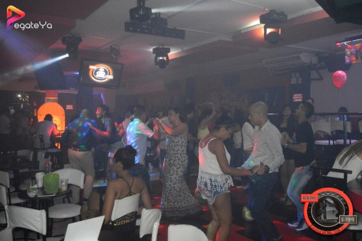 Foto 22 de Ampm Bar - 4TO Fds Abril 2016 en Am / PM Bar - Cali, Cali