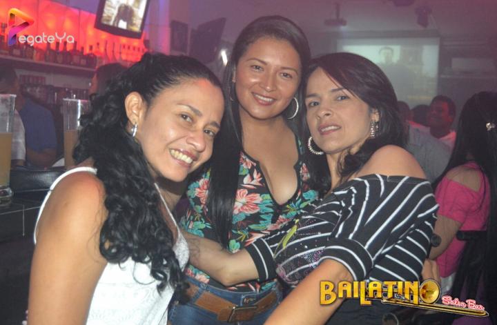 Foto 20 de Bailatino - 4to Fds Mayo 2017 en Bailatino - Bar, Cali