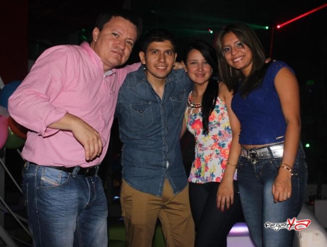 Foto 9 de Favela - 4to FDS Nov 2014 en Favela Club Menga, Cali