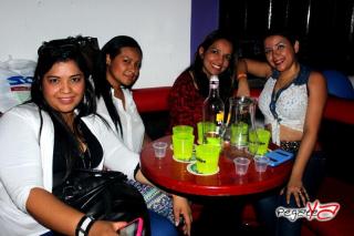 Foto 11 de Zambomba - Marzo 15 del 2014 en Club Zambomba, Cali