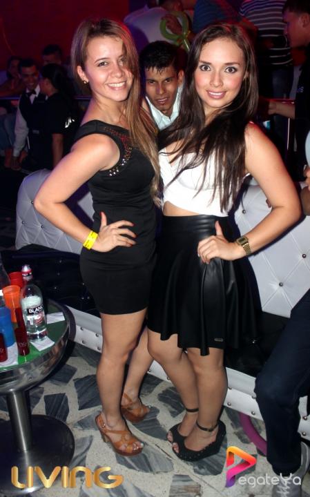 Foto 4 de Living - 2do FDS Abril 2015 en Living Night Club, Cali
