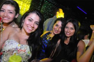 Foto 31 de Bar BLING 12 de abril de 2014 en Bar Bling Bucaramanga, Bucaramanga