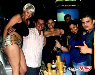 Foto 58 de Dubai Night Club - Tony Vega en Dubai Night Club