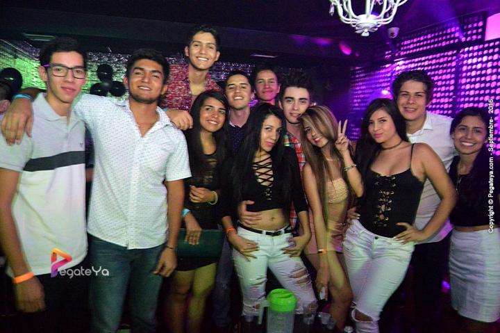 Foto 26 de PISO V sábado 3 de sep en Bar Piso V Bucaramanga, Bucaramanga