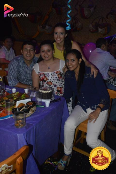 Foto 17 de Fonda Mi Dios Se Lo Pague - 1er Fds Juni en Fonda Mi Dios Se Lo Pague, Cali