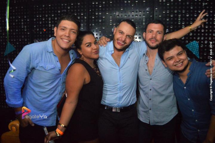 Foto 40 de PISO V - Sabado 16 de abril 2016 en Bar Piso V Bucaramanga, Bucaramanga