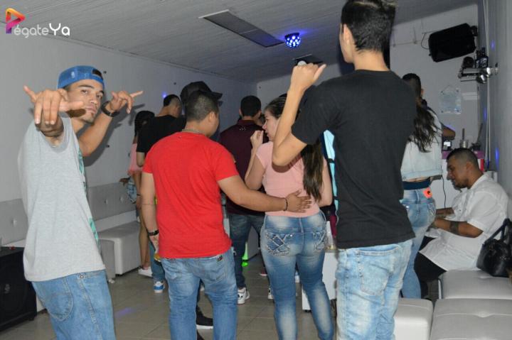 Foto 34 de Yare Disco Club - 1er FDS Julio 2017 en Yare Disco Club, Cali