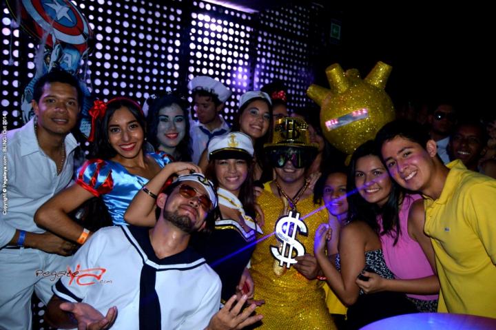 Foto 105 de Bling viernes 31 de octubre de 2014 en Bar Bling Bucaramanga, Bucaramanga