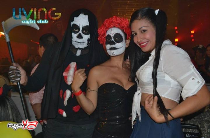 Foto 35 de Living Night Club - Halloween 2014 en Living Night Club, Cali