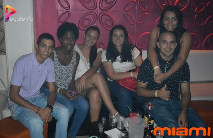 Foto 12 de Miami Bar - 1er FDS Agt 2015 en Miami Bar Cali, Cali