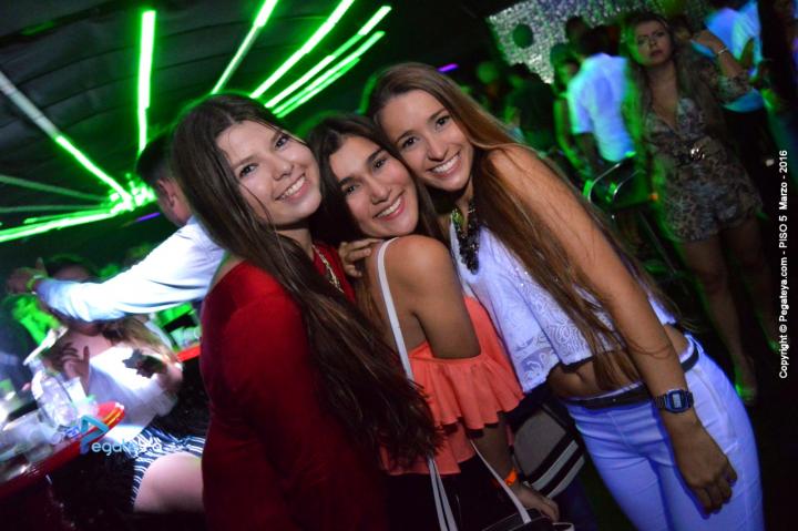 Foto 14 de PISO V - 12 marzo 2016 en Bar Piso V Bucaramanga, Bucaramanga
