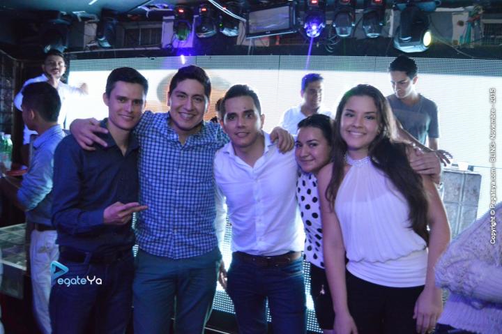 Foto 58 de BLING - sabado 28 Nov 2015 en Bar Bling Bucaramanga, Bucaramanga