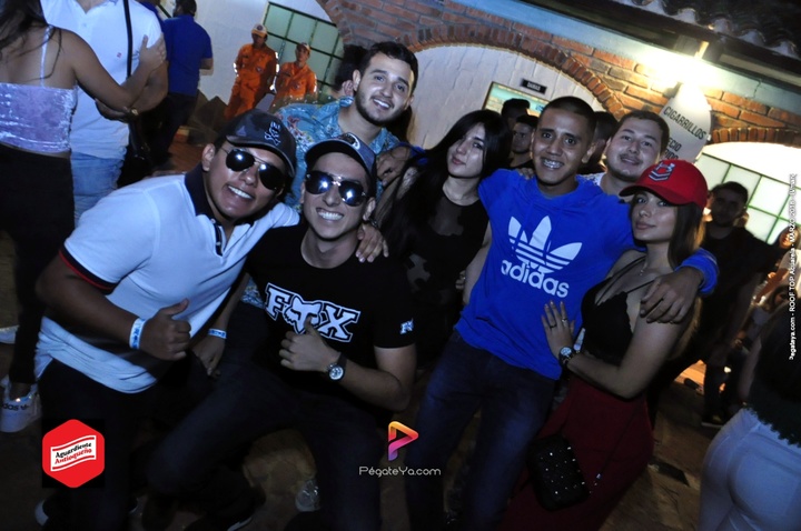 Foto 160 de The Roof Top Acuarela – 2018 en Fiestas Colombia, Medellín