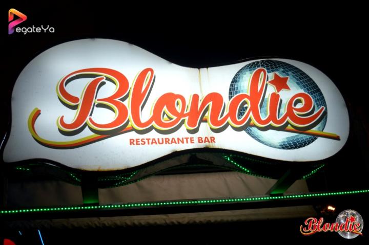 Foto 10 de Blondie - Amor y Amistad 2015 en Blondie Bar Cali, Cali