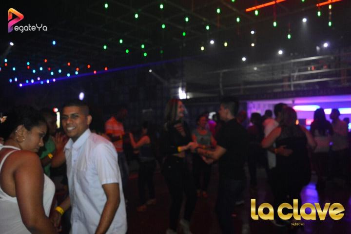 Foto 14 de La Clave Night Club - 5to Fds Abril 2016 en La Clave Night Club, Cali