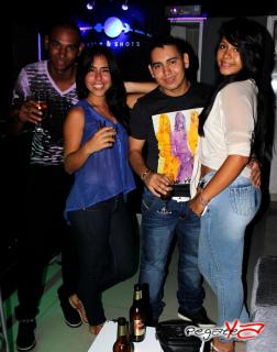 Foto 29 de Octubre 12 del 2013 en Moon Cocktail & Shots