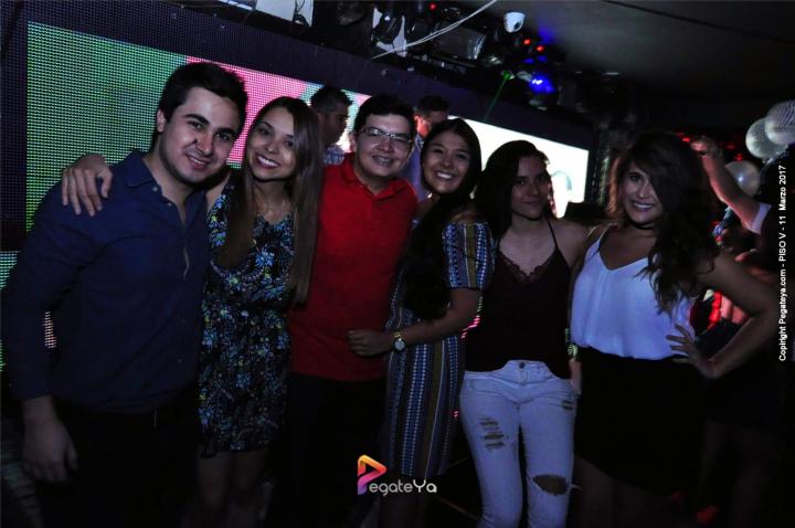Foto 37 de Piso V - Sabado 11 de marzo de 2017 en Bar Piso V Bucaramanga, Bucaramanga