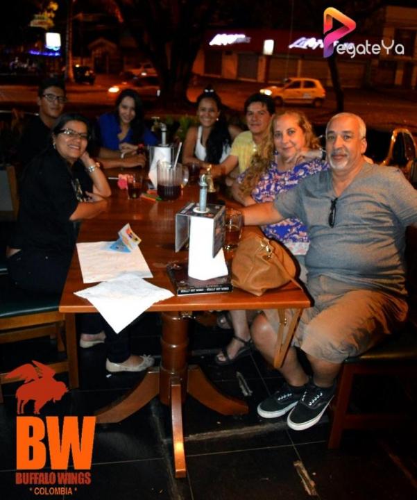 Foto 19 de Bufalo Wings - 3er FDS Julio 2015 en Búfalo Wings - Cali, Cali