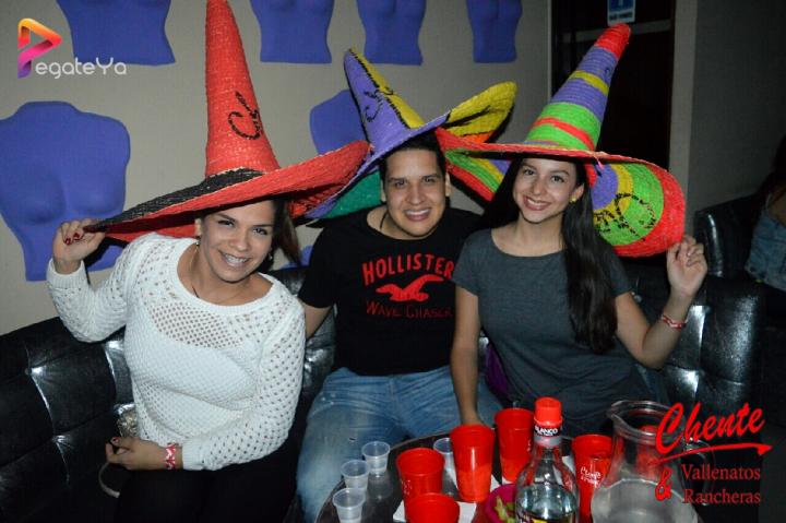 Foto 32 de Chente - 5to FDS Julio 2016 en CHENTE Vallenatos y Rancheras, Cali