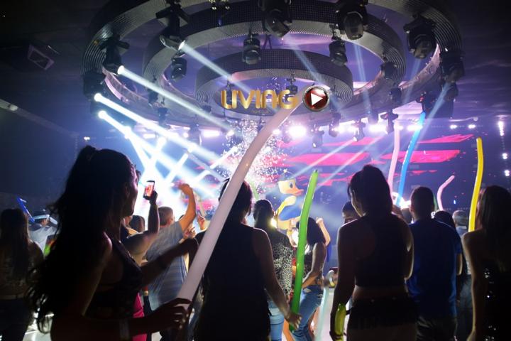 Foto 9 de Living - 3er Fds Abril 2017 en Living Night Club, Cali