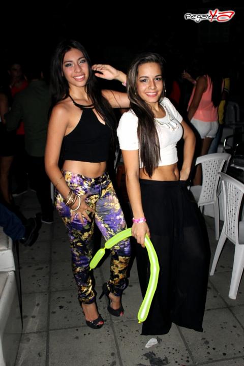 Foto 93 de Lolas Club - Amor y Amistad en Lolas Club Menga Cali, Cali