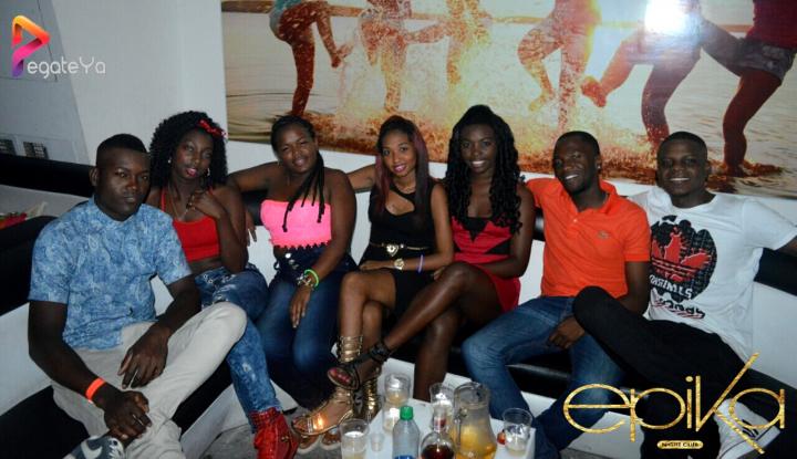Foto 39 de Epika Night Club - 5to FDS Abril 2016 en Epika Night Club, Cali