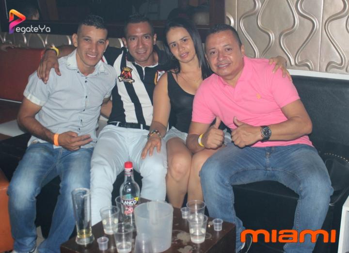 Foto 11 de Miami Bar - 1er FDS Julioo 2015 en Miami Bar Cali, Cali