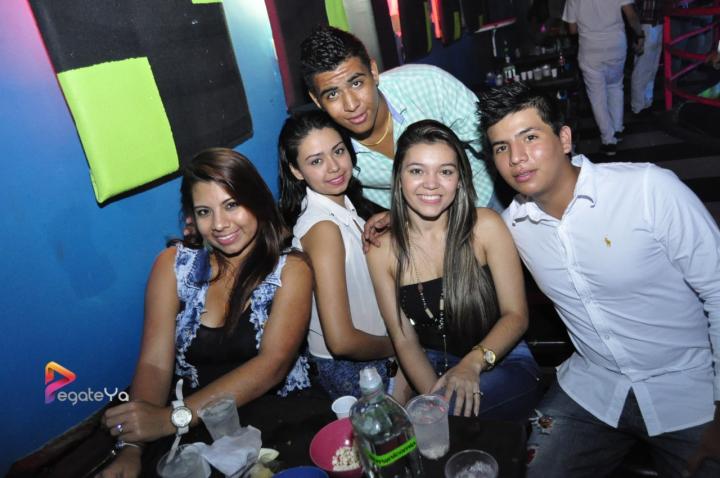 Foto 12 de El Manicomio sábado 25 de abril 2015 en Discoteca El Manicomio Bucaramanga, Bucaramanga