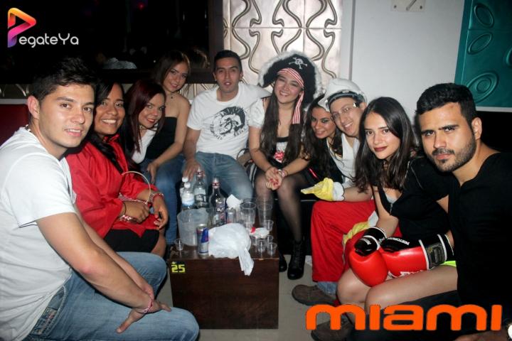 Foto 6 de Miami Bar - Hallowen 2016 en Miami Bar Cali, Cali