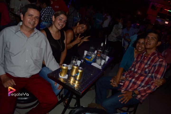Foto 24 de New York sábado 18 de julio 2015 en Discoteca New York Bucaramanga, Bucaramanga